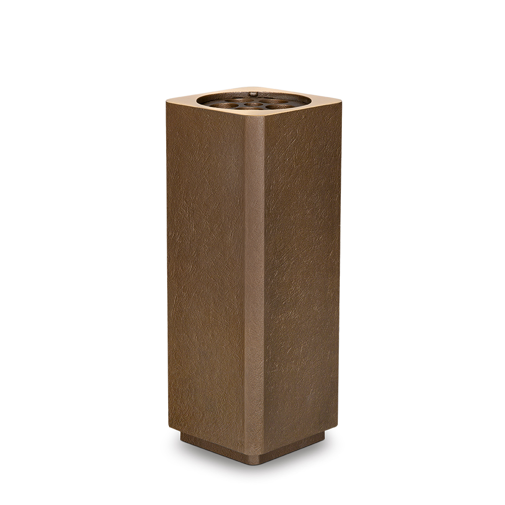 Bronzová váza na náhrobek, 18–32 cm