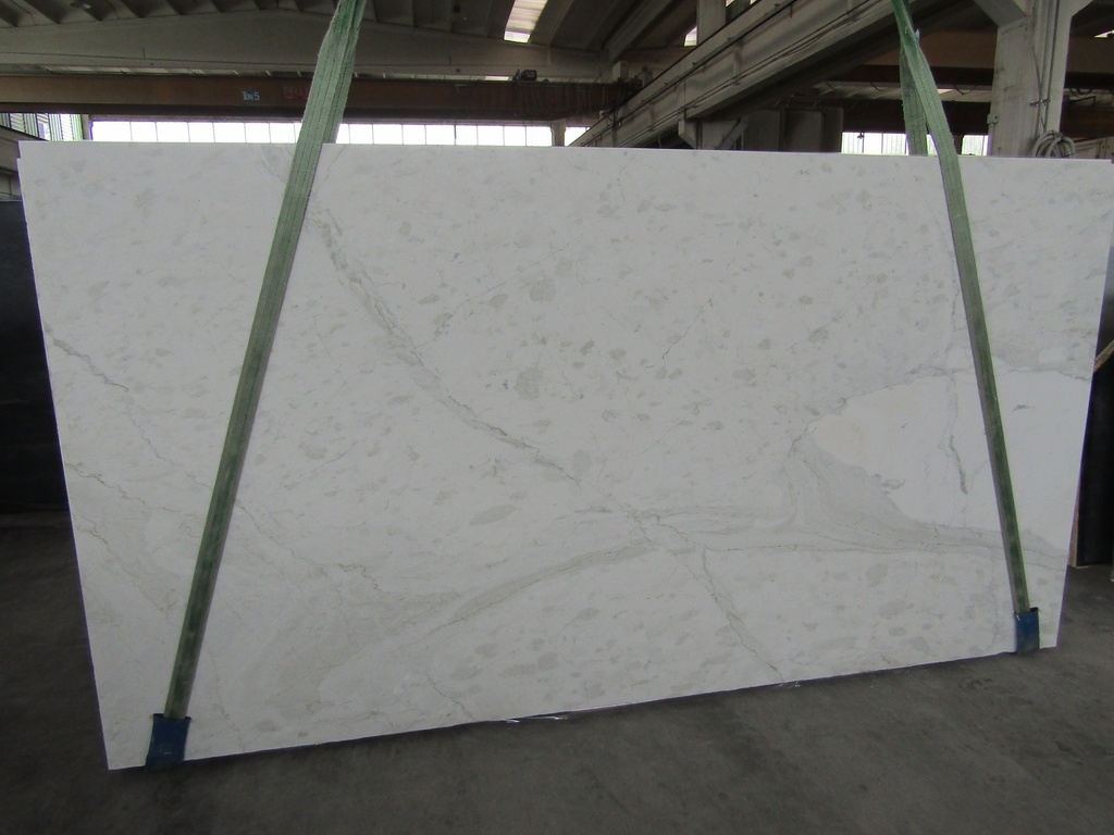 CALACATTA CREMO