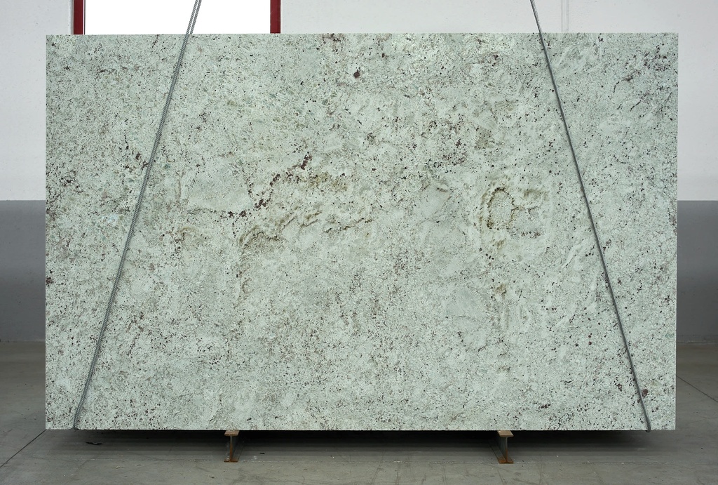COLONIAL WHITE