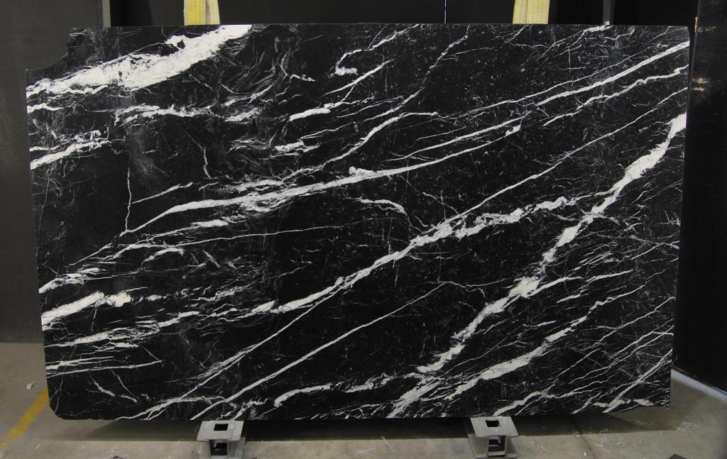 NERO MARQUINA