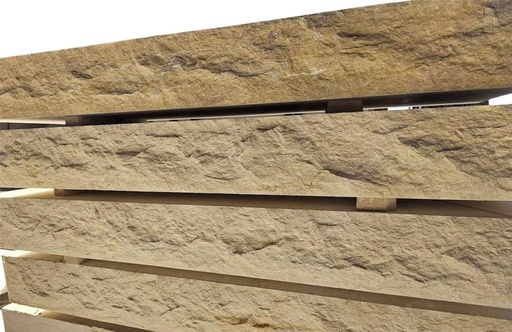 [4171] Schod masiv Vápenec Siena Antik omílaný 130x35x15 cm